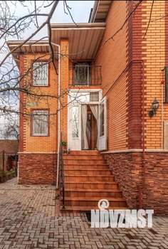 Коттедж 310м², 3-этажный, на длительный срок,