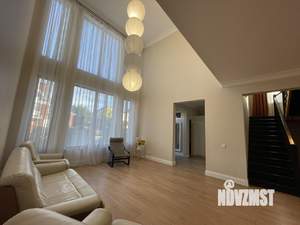 Коттедж 220м², 2-этажный, на длительный срок,