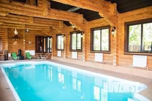 Дом 200м², 2-этажный, посуточно,