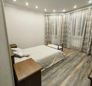 Дом 354м², 3-этажный, на длительный срок,