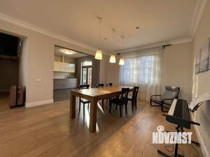 Коттедж 220м², 2-этажный, на длительный срок,