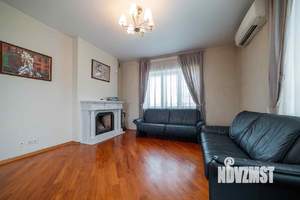 Дом 600м², 3-этажный, посуточно,