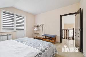 Дом 140м², 2-этажный, посуточно,