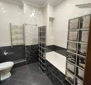 Дом 354м², 3-этажный, на длительный срок,