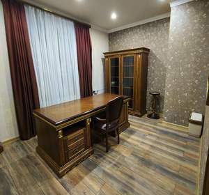 Дом 354м², 3-этажный, на длительный срок,