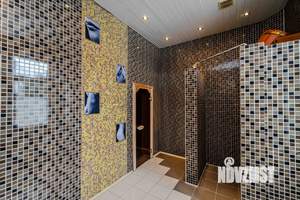 Дом 520м², 2-этажный, посуточно,