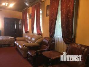 Дом 350м², 3-этажный, посуточно,