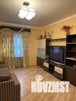 Дом 280м², 3-этажный, на длительный срок,