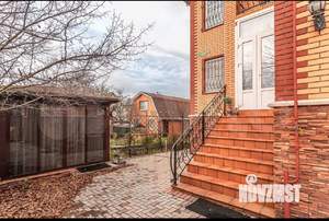 Коттедж 310м², 3-этажный, на длительный срок,