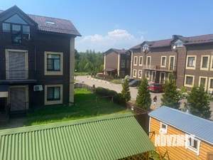 Таунхаус 148м², 3-этажный, на длительный срок,