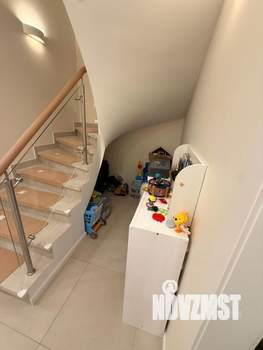 Таунхаус 212м², 3-этажный, участок 3 сот.