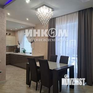 Дом 220м², 2-этажный, участок 4 сот.