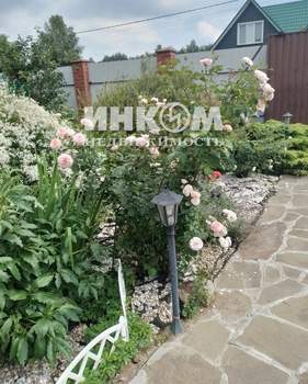 Дом 203м², 3-этажный, участок 10 сот.