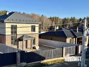 Коттедж 185м², 2-этажный, участок 5 сот.