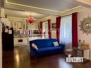 Таунхаус 173м², 3-этажный, участок 2 сот.