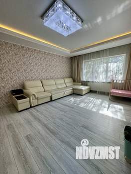 Дом 200м², 2-этажный, участок 10 сот.