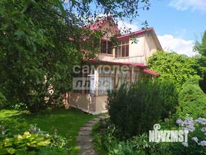 Дом 84м², 2-этажный, участок 9 сот.