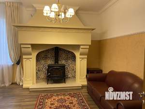 Дом 450м², 3-этажный, участок 8 сот.