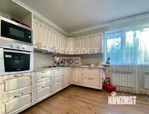 Дом 178м², 2-этажный, участок 6 сот.