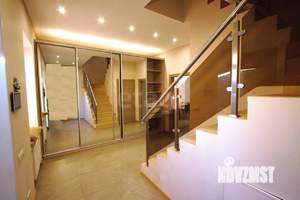 Таунхаус 217м², 3-этажный, участок 2 сот.