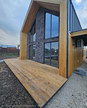 Дом 145м², 2-этажный, участок 8 сот.