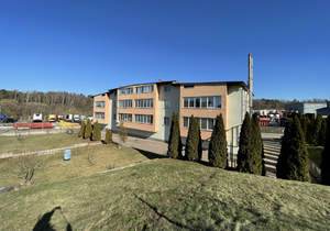 Дом 1700м², 4-этажный, участок 25 сот.
