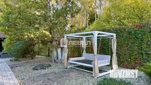 Дом 181м², 2-этажный, участок 8 сот.