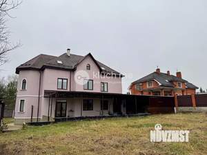 Дом 592м², 4-этажный, участок 15 сот.