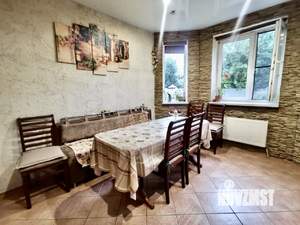 Дом 285м², 3-этажный, участок 6 сот.