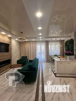 Таунхаус 220м², 3-этажный, участок 2 сот.