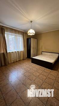 Дом 499м², 3-этажный, участок 12 сот.