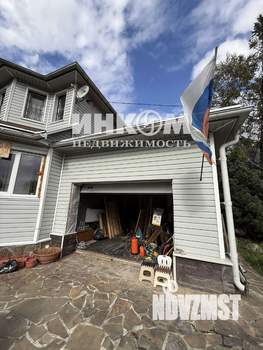 Дом 203м², 3-этажный, участок 10 сот.