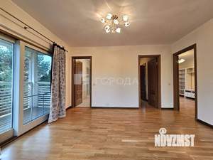Дом 210м², 2-этажный, участок 14 сот.