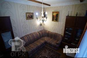 Дом 272м², 3-этажный, участок 8 сот.