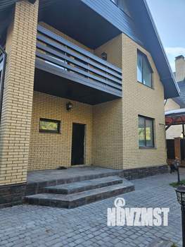 Дом 206м², 2-этажный, участок 7 сот.