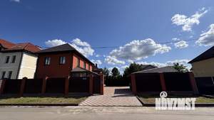 Дом 159м², 3-этажный, участок 10 сот.