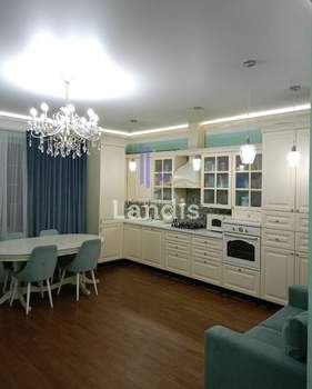 Дом 137м², 3-этажный, участок 1 сот.