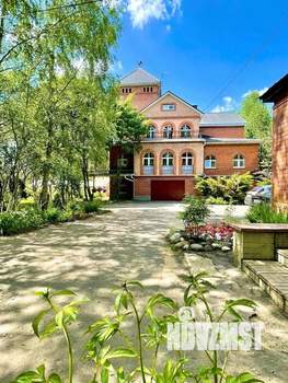 Дом 588м², 3-этажный, участок 30 сот.