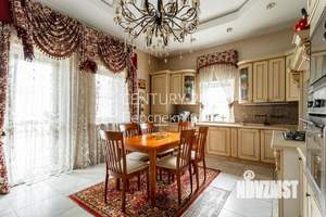 Дом 245м², 2-этажный, участок 13 сот.