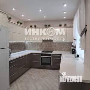 Дом 220м², 2-этажный, участок 4 сот.