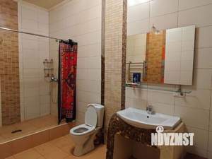 Дом 226м², 2-этажный, участок 10 сот.