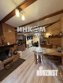 Дом 203м², 3-этажный, участок 10 сот.