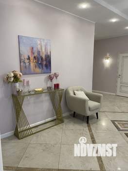 Дом 400м², 2-этажный, участок 16 сот.