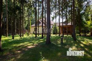 Дом 600м², 3-этажный, участок 20 сот.