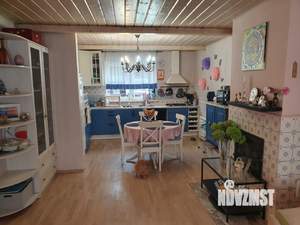 Дом 200м², 2-этажный, участок 15 сот.