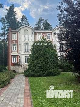 Таунхаус 344м², 3-этажный, участок 2 сот.