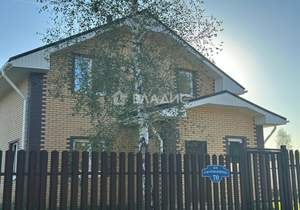 Дом 161м², 2-этажный, участок 8 сот.