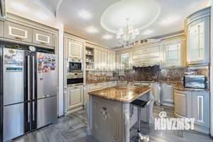 Дом 400м², 3-этажный, участок 12 сот.