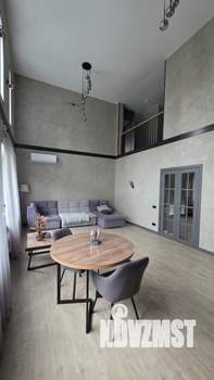 Коттедж 470м², 3-этажный, участок 10 сот.