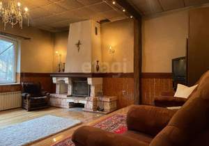 Дом 200м², 3-этажный, участок 9 сот.